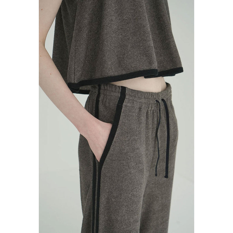 PILE LINE PANTS -BROWN-