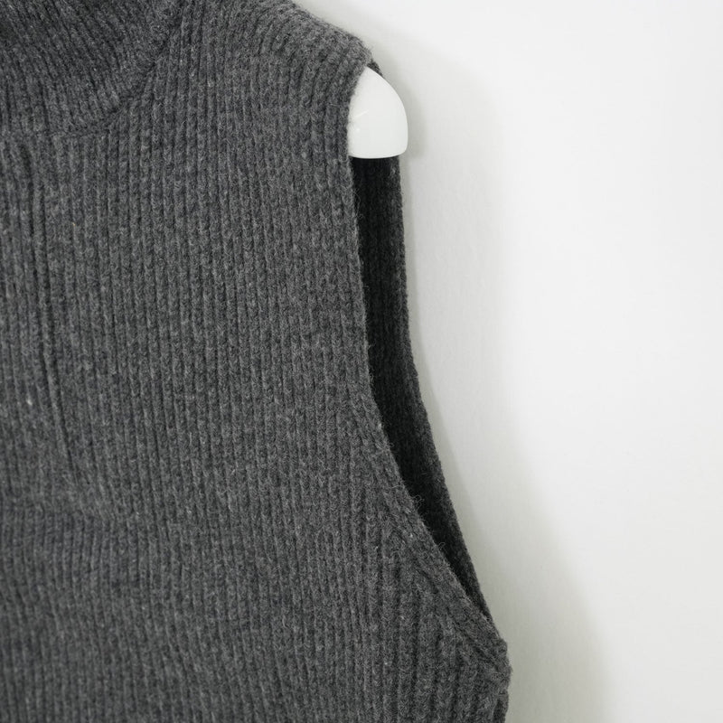 RIBBED KNIT WOOL VEST