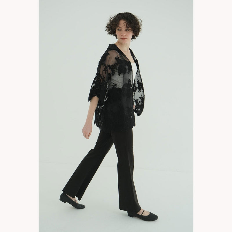 SHEER FLOWER LACE SHIRTS -IVORY-