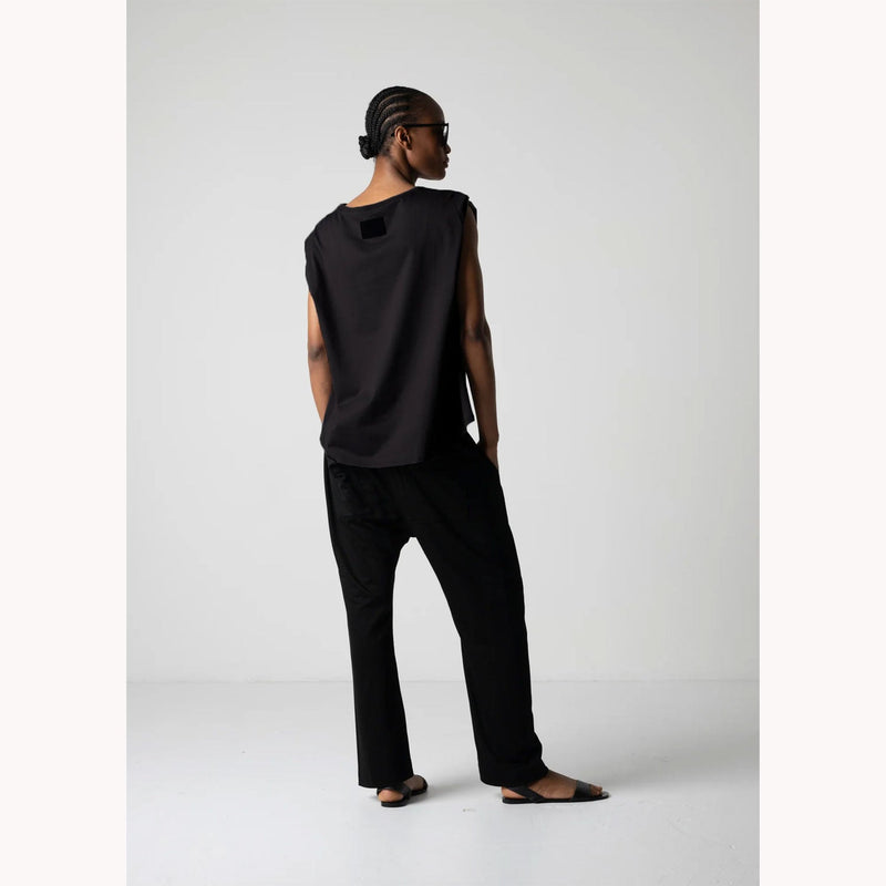 LISA FRENCH SLEEVE TOP -BLACK-