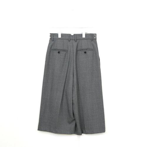 Low-crotch Bermuda Pants-GREY