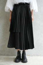 エステルサテンプリーツスカート-BLACK-