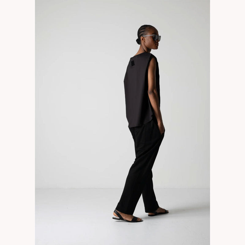 LISA FRENCH SLEEVE TOP -BLACK-