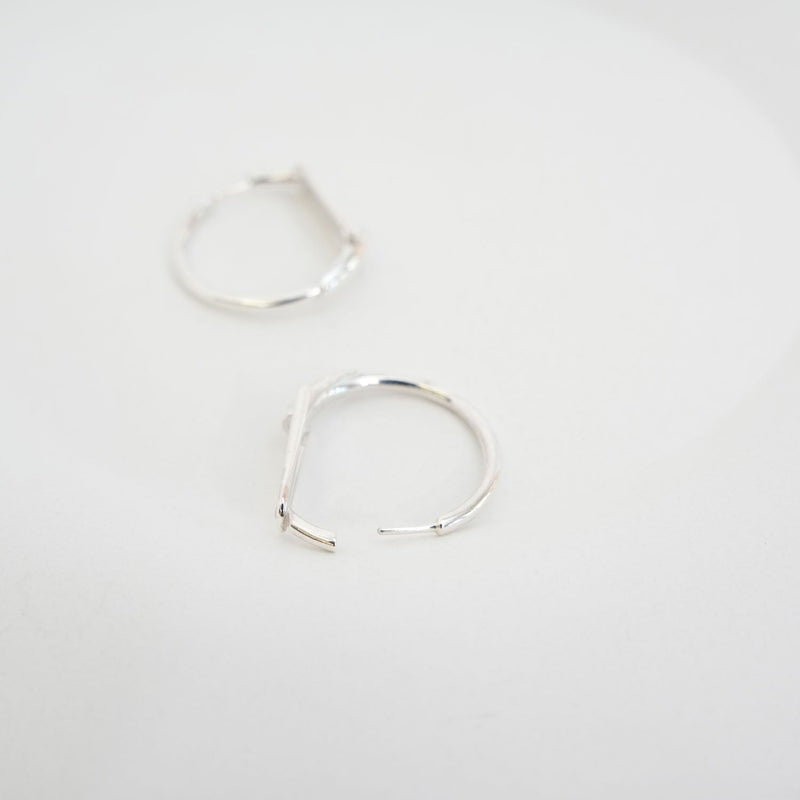 CLIP EARRINGS -SILVER-