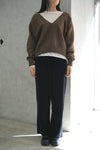 SOAR V NECK－BUREL BROWN-