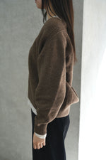 SOAR V NECK－BUREL BROWN-