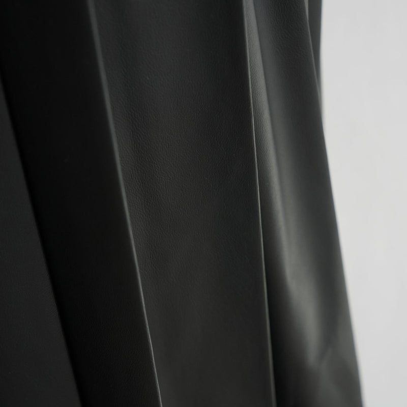 フェイクレザープリーツスカート-BLACK-