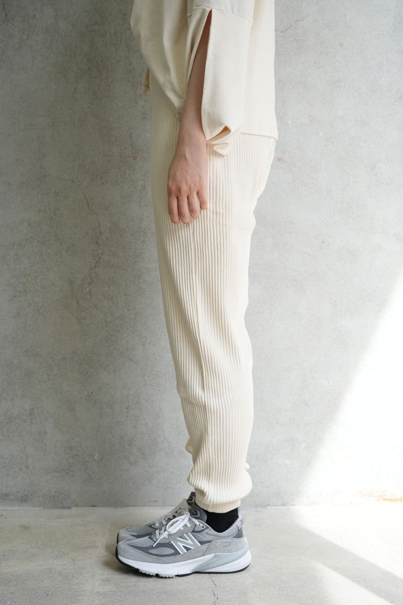 SWEAT PANTS -OFF WHITE-