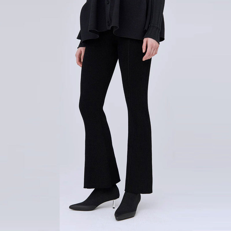 PORTRAIT VELVET TIGHT FLARE PANTS