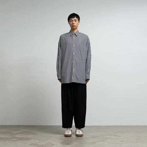 HIGH COUNT REGULAR COLLAR ROUND CUT OVERSIZED SHIRT