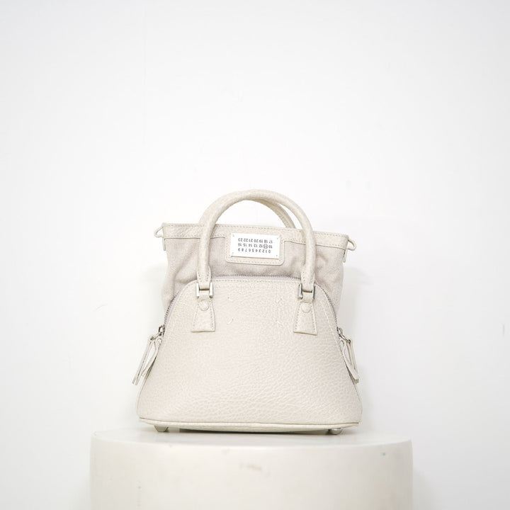 新品未使用⭐️MM6メゾンマルジェラ ラベンダーティーパック ピアス ホワイト系 Maison Margiela | メゾン マルジェラ | 正規取扱 | 公式通販