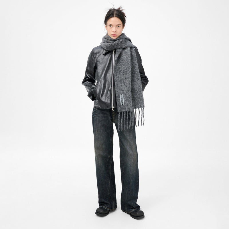 ESTATE SCARF
