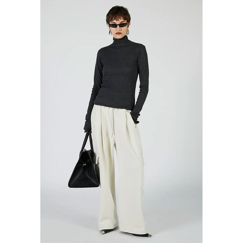 Pure Merino Wool Turtleneck Top -GRAY-