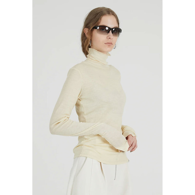 Pure Merino Wool Turtleneck Top -GRAY-