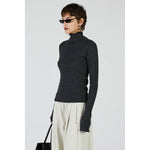 Pure Merino Wool Turtleneck Top -GRAY-