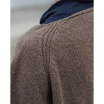 SOAR V NECK－BUREL BROWN-