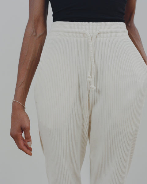 SWEAT PANTS -OFF WHITE-
